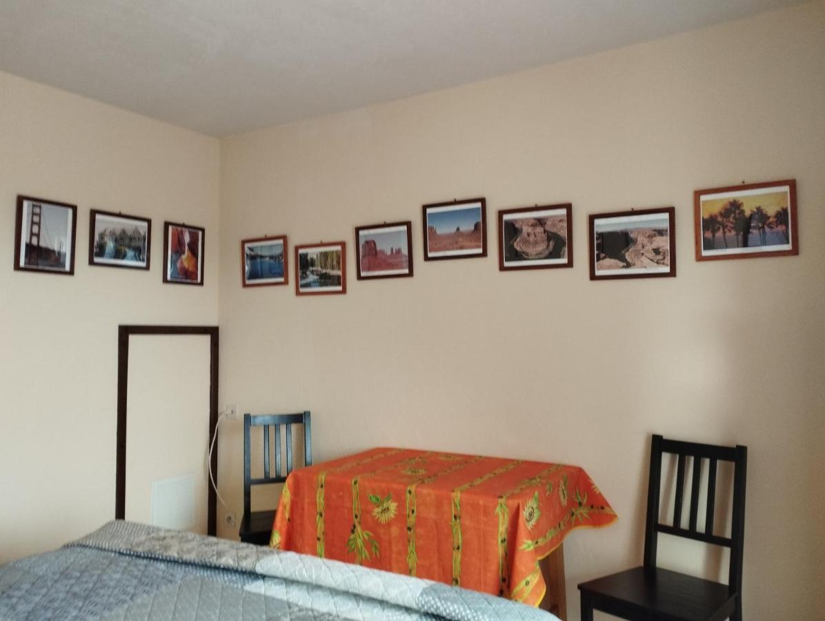 L'Orangette Bed & Breakfast Regusse Luaran gambar